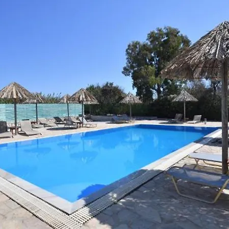 Surfing Village Paros Szálloda