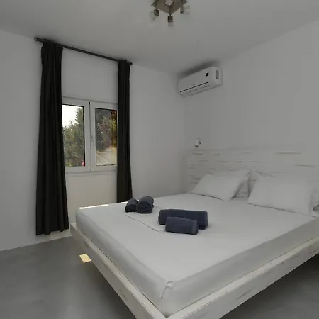 Szálloda Surfing Village Paros 3*