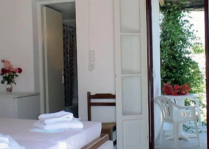 Surfing Village Paros 3* Santa Maria (Paros)