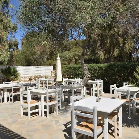 Surfing Village Paros Otel