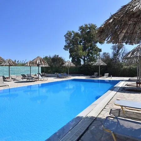 Surfing Village Paros Otel