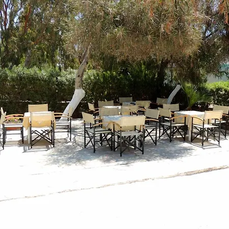 Surfing Village Paros Otel Santa Maria (Paros)
