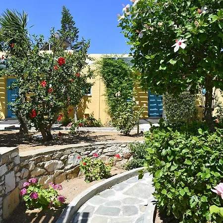 Surfing Village Paros Otel 3*
