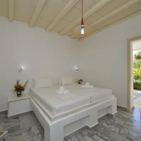 Otel Surfing Village Paros 3*