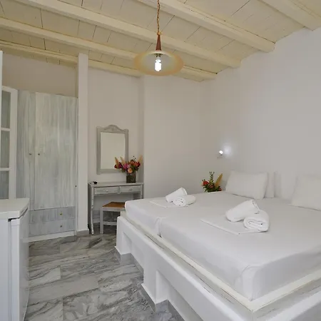 Surfing Village Paros 3* Σάντα Μαρία