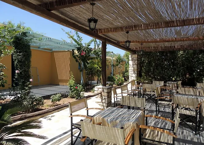 Surfing Village Paros 3* Santa Maria (Paros)