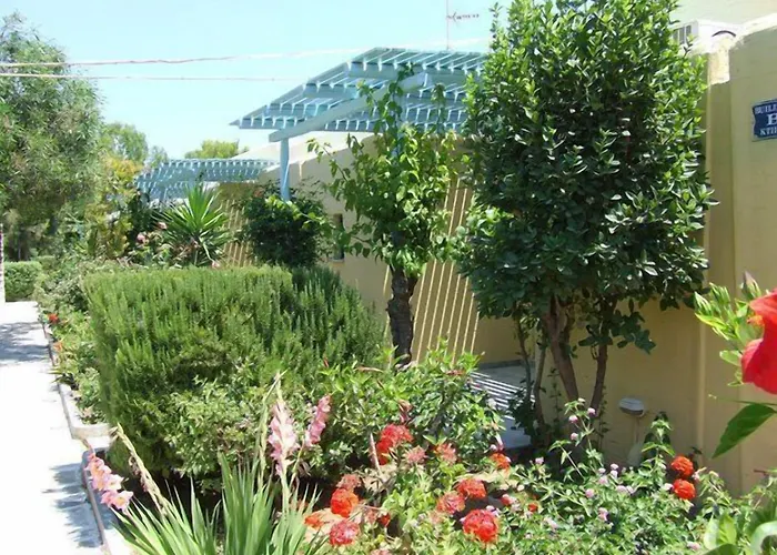 Surfing Village Paros 3* Santa Maria (Paros)