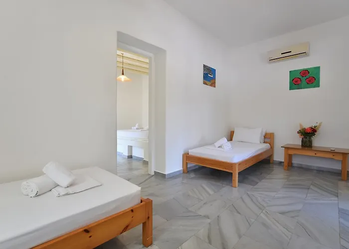 Otel Surfing Village Paros 3*