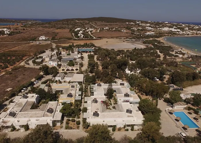 Surfing Village Paros Hotell 3*